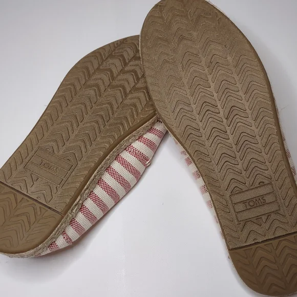 Toms Slip On Alpargata Striped Canvas Espadrille Shoes | 7 - Picture 6 of 9
